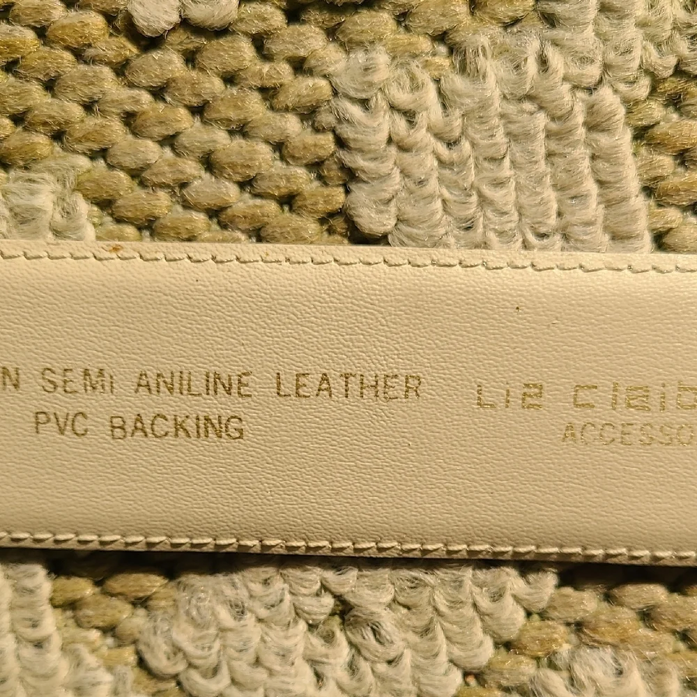 Vintage 1988 Liz‎ Claiborne Leather Cream Belt VTG Gold Buckle M